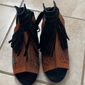 Fringed Brown and Black Women's Sandals